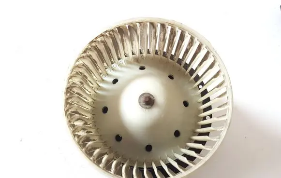 Mazda Tribute Heater fan/blower YL8H19805CA
