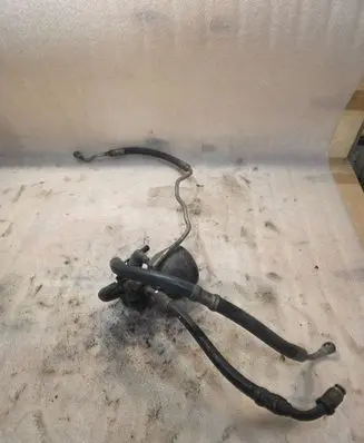 BMW 7 E32 Power steering pump 