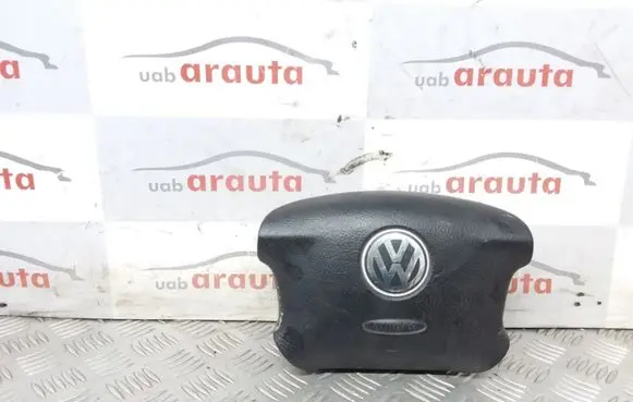 Volkswagen Golf IV Steering wheel airbag 3B0880201BM
