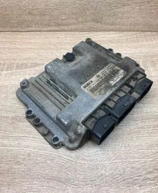 Renault Laguna II Engine control unit/module ECU 8200305678 0281011646