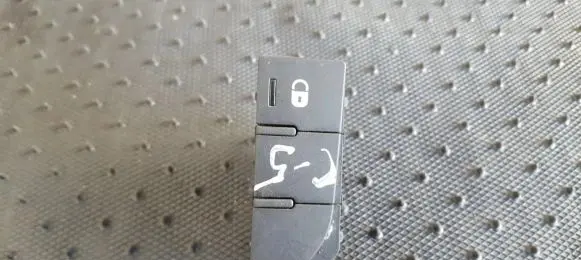 Citroen C5 Central locking switch button 