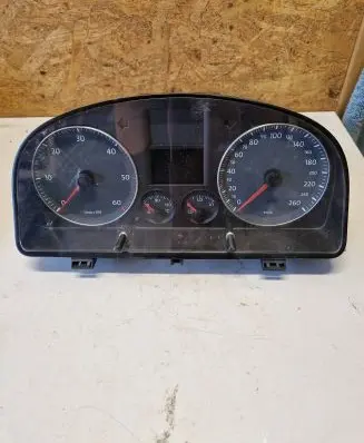 Volkswagen Touran I Speedometer (instrument cluster) 1T0920864A V0002000 02409010877