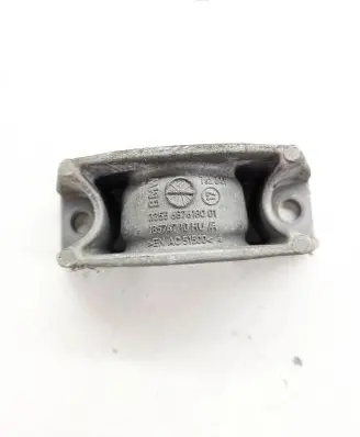 BMW 7 G11 G12 Sway bar bush bracket, rear 6876180