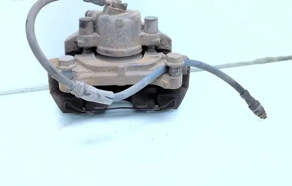 Skoda Superb B6 (3T) Front brake caliper 