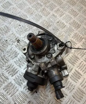Hyundai Santa Fe Fuel injection high pressure pump 331002F000 0267 121130