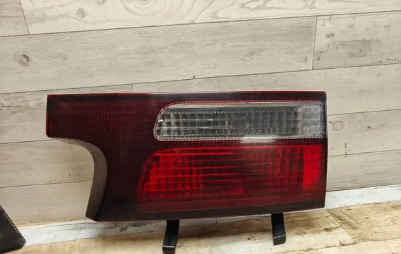 Toyota Previa (XR30, XR40) II Tailgate rear/tail lights 28144