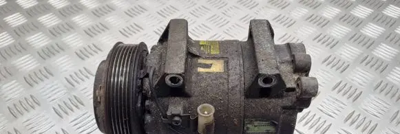 Volvo V70 Air conditioning (A/C) compressor (pump) 8708581