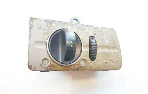 Mercedes-Benz E W211 Light switch 2115450904 04056028