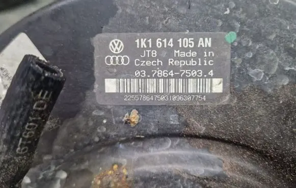 Skoda Octavia Mk2 (1Z) Brake booster 1K1614105AN