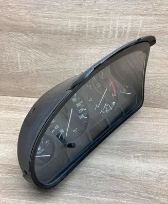 BMW 5 E39 Speedometer (instrument cluster) 6907018 110008735