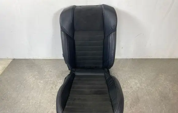 Mitsubishi Outlander IV Front driver seat 
