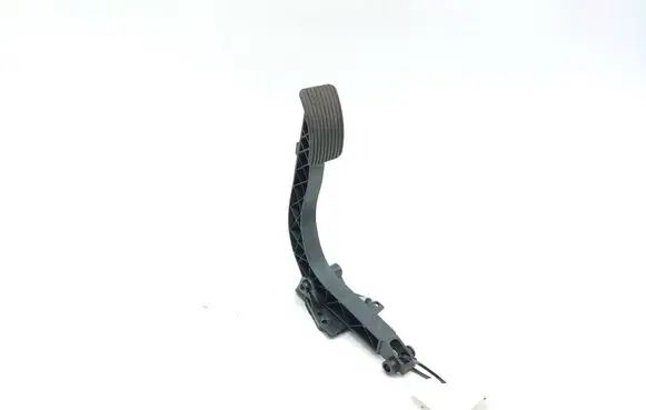Mercedes-Benz ML W163 Accelerator throttle pedal A1633000704