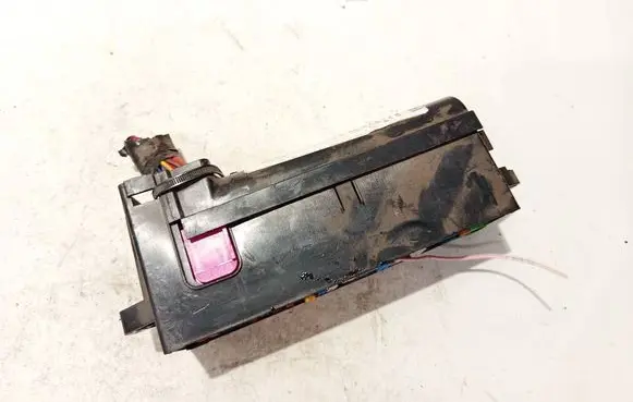 Seat Toledo III (5P) Fuse box set 3c0937049e 5p1970000e