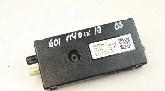 BMW X3 G01 Aerial antenna amplifier 9389613