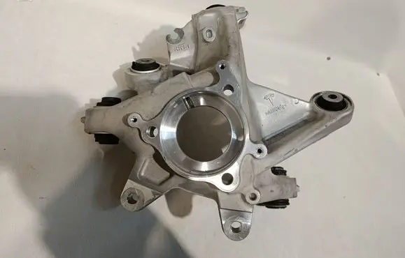 Tesla Model Y Rear wheel hub spindle/knuckle 2188416-20-C