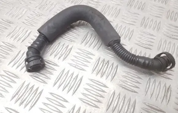 Audi A4 S4 B8 8K Breather hose/pipe 06H103221J