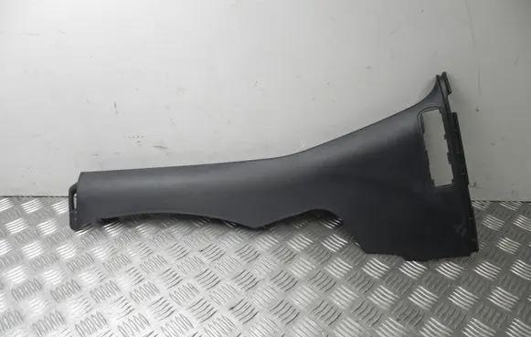 Dodge Charger (C) pillar trim 100017157