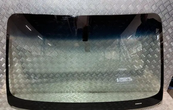 Nissan Navara D23 Front windscreen/windshield window PU17551