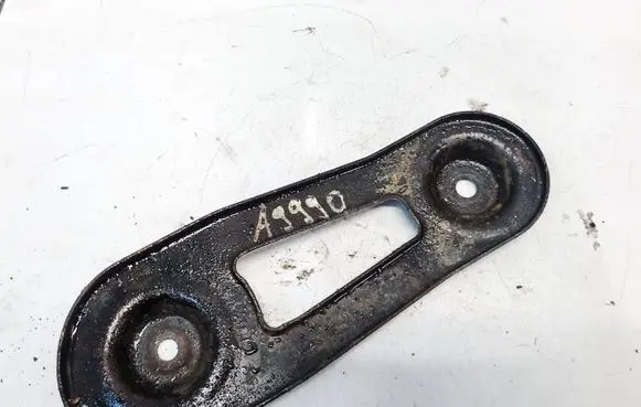 Opel Insignia A Engine mounting bracket