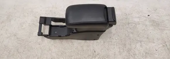 Mitsubishi Outlander Armrest 8011a083