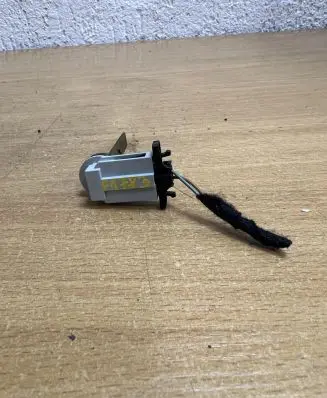 Mercedes-Benz ML W164 Oil temperature sensor A1638300272 F1783
