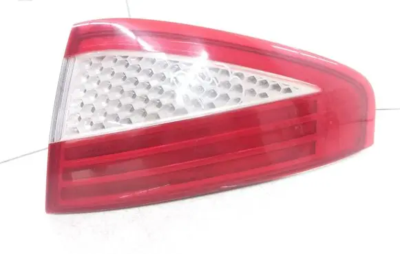 Ford Mondeo MK IV Rear/tail lights 7S7113404A