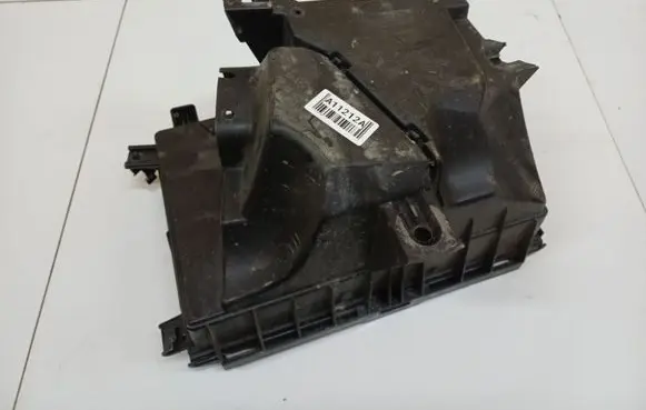 Volvo S60 Air filter box 
