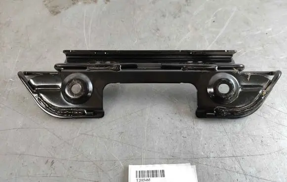 Jaguar XE Rear seat T2H5485