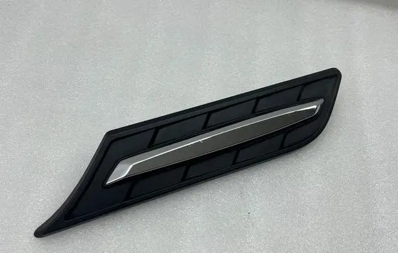 Suzuki Vitara (LY) Fender trim (molding) 7262154P0