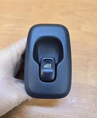 Volvo XC90 Electric window control switch 30658696 03120700 5586N3RUA