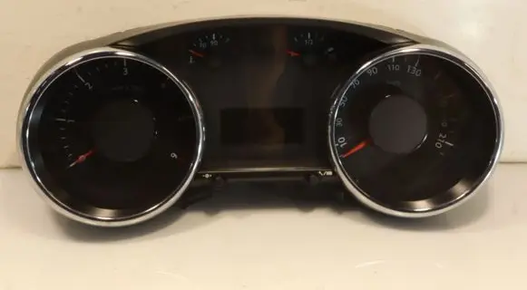 Peugeot 3008 I Clock 