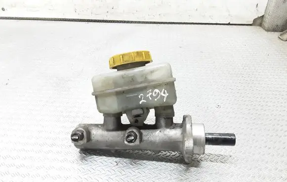Subaru Outback Master brake cylinder