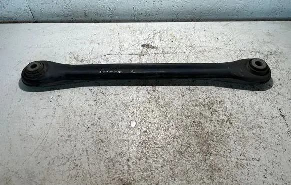 Volkswagen Touareg I Rear control arm