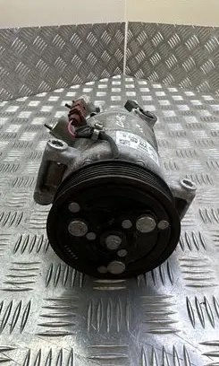 Volkswagen Golf VII Air conditioning (A/C) compressor (pump) 3Q0816803B