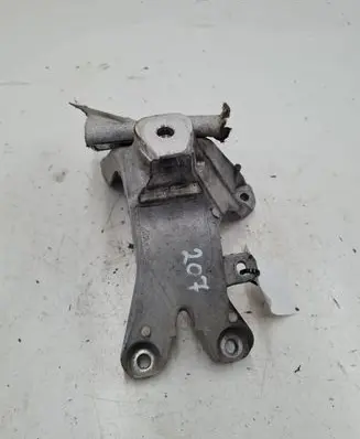 Audi A4 S4 B8 8K Engine mounting bracket 8K0199308BE