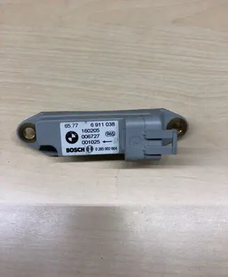 BMW X5 E53 Airbag deployment crash/impact sensor 6911038 160205 0285002064