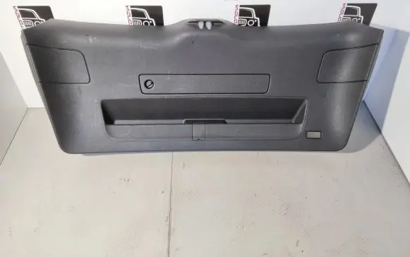 Audi Q5 SQ5 Tailgate trim 8R0867979B