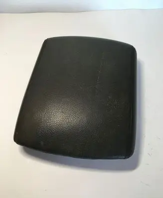 Nissan Pathfinder R51 Armrest 1013586 PK62 050112