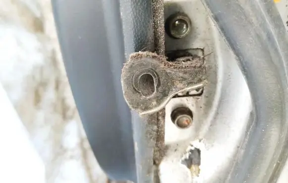 Mazda 3 I Front door check strap stopper 