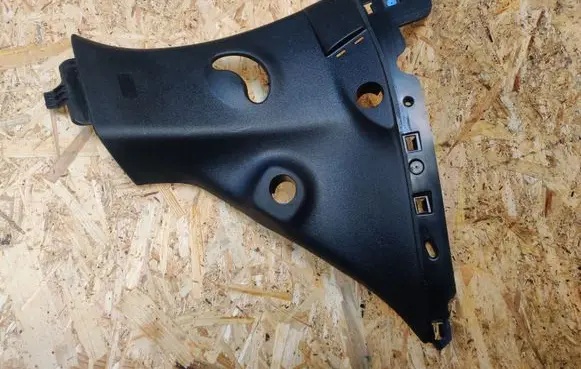 Citroen DS3 (B) pillar trim (top) 9683383377