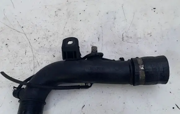 Toyota Corolla Verso AR10 Intercooler hose/pipe 173620R010