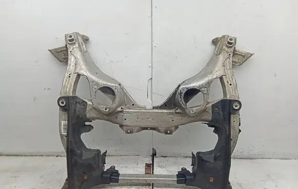 BMW 5 F10 F11 Front subframe 6796692