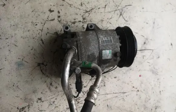 KIA Soul Air conditioning (A/C) compressor (pump)