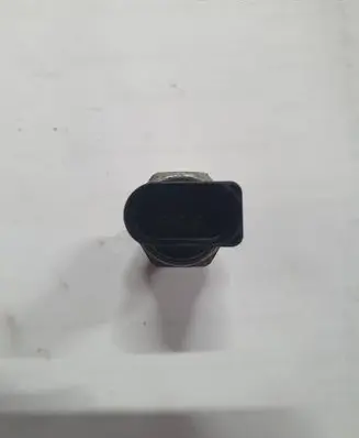 Volkswagen PASSAT B7 Air conditioning (A/C) pressure sensor 5K0959126 802243 143213
