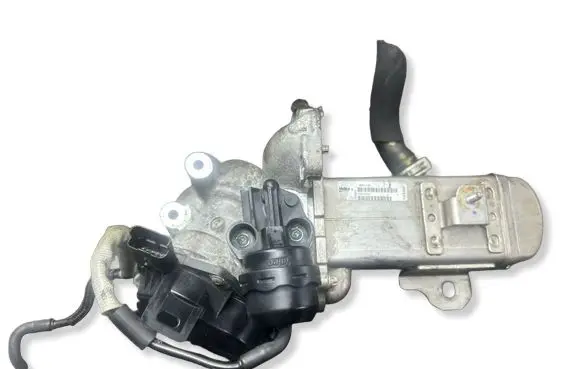 Ford Kuga II EGR valve cooler V29004027
