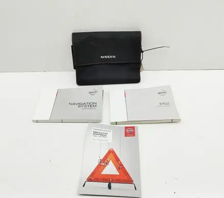 Nissan 370Z User manual OM14EXNAVIE1E OM19EN0Z34E0EUR