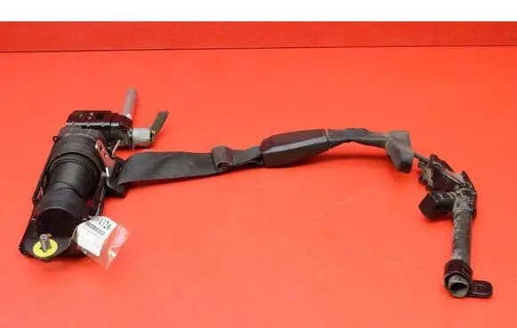 Volvo V50 Front seatbelt 6012243L0F