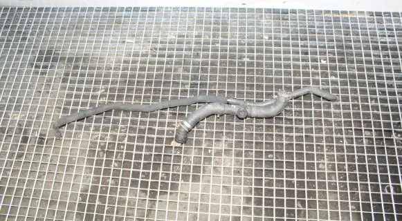 Jaguar XF X250 Engine coolant pipe/hose 4R838B274AD