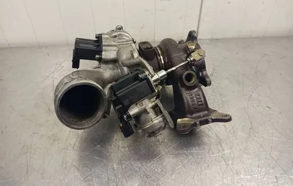 Audi A6 S6 C6 4F Turbo 06L145722C