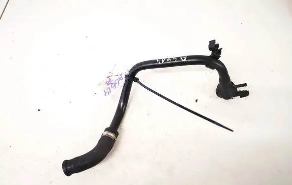 Volkswagen PASSAT B5 Engine coolant pipe/hose